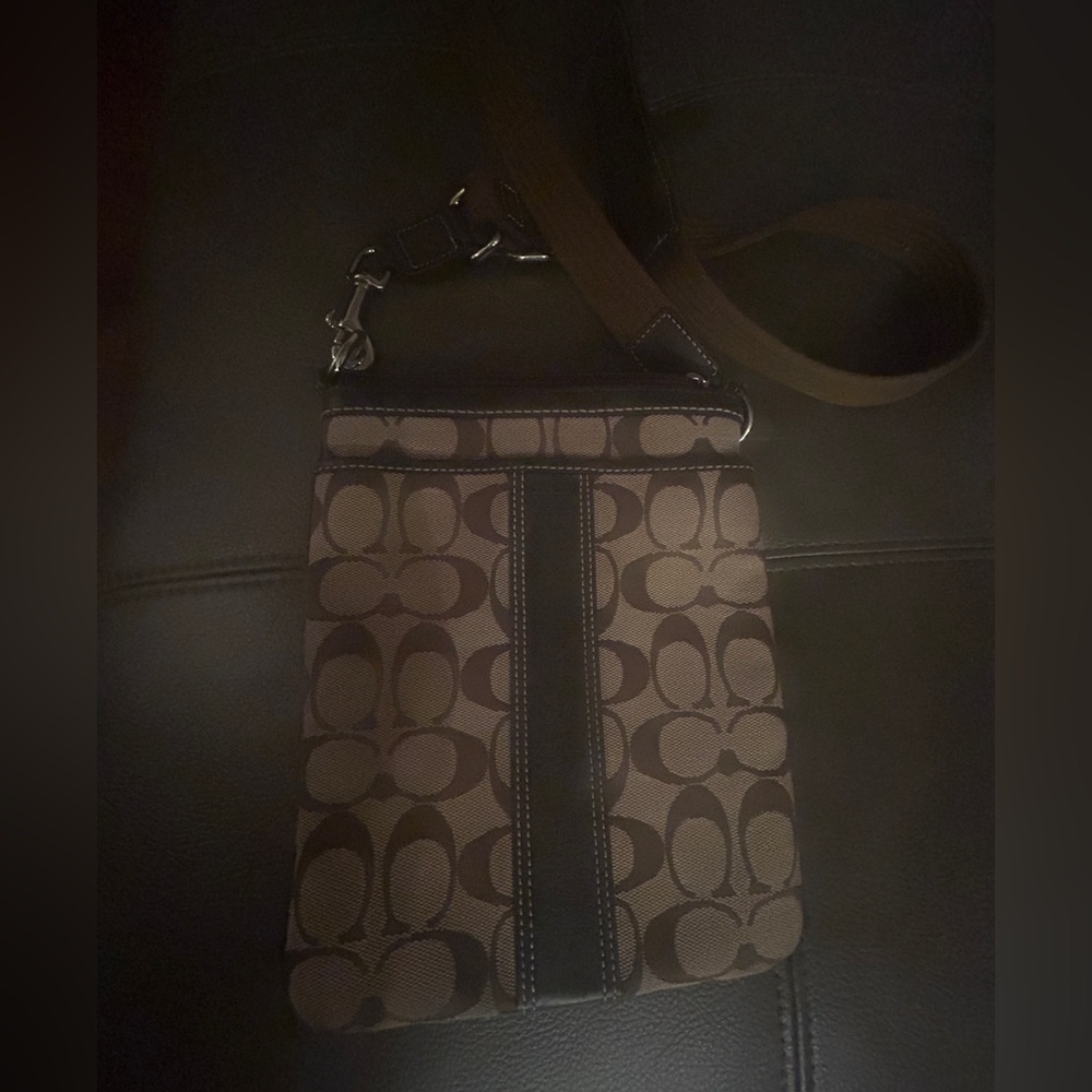 Vintage Coach crossbody